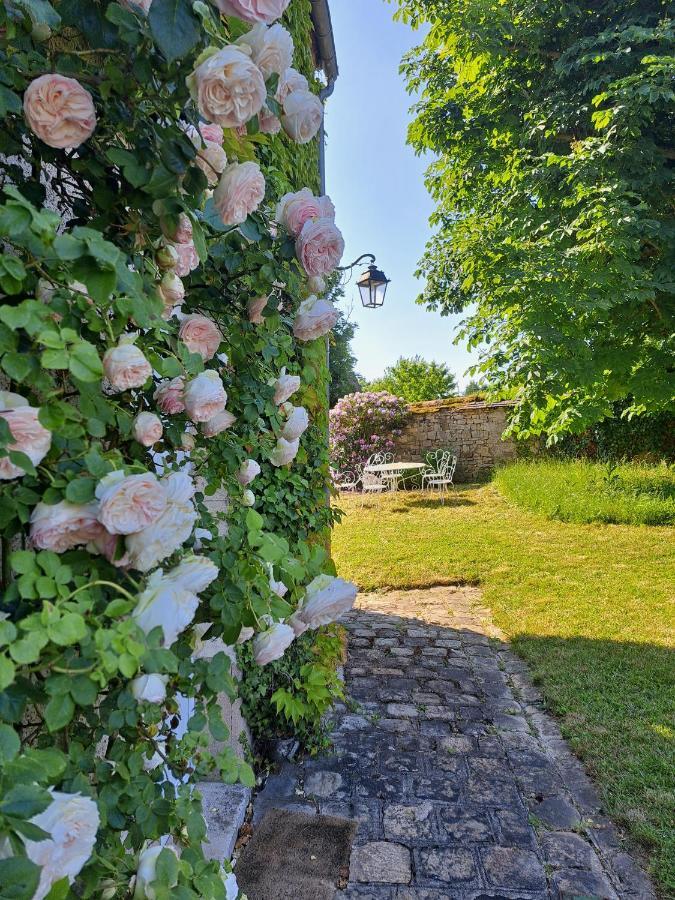 Maison De Charme En Foret De Fontainebleau Recloses Esterno foto